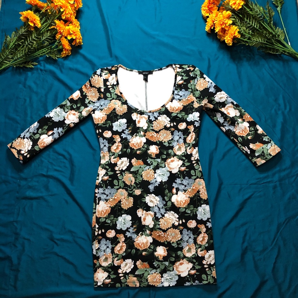 Forever 21 floral print woman dress black
